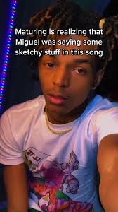 JahlynBih (@smnjah)’s videos with How Many Drinks? (feat. Kendrick Lamar)