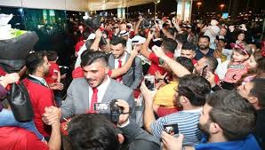 منتخب سوريا يصل الشارقة للمشاركة في كأس أسيا صور موقع سبورت 360 وصلت بعثة منتخب سوريا إلى مطار الشارقة في الإمارات ال Fictional Characters Character John