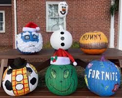 Llega halloween 2019 y con ya sabes en estas fechas suceden cosas terroríficamente divertidas. 2020 Halloween Contest Pfeiffer University Softball Players Painted Pumpkins You Pick The Best Extra Inning Softball