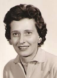 Emeline Linard's Instagram, Twitter & Facebook