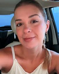 𝑩𝒊𝒃𝒊 𝑺𝒂𝒏𝒄𝒉𝒆𝒛