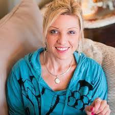 Wendy Osteen's Instagram, Twitter & Facebook