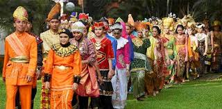 Ragam bahasa indonesia berdasarkan cara pandang penutur. Ragam Budaya Indonesia Bhinneka Tunggal Ika Greatnesia