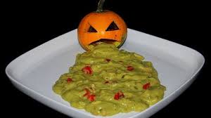 Guacamole D Halloween Guacamole D Halloween Recettes De Cuisine Gulli Recette Idee Repas Halloween Recettes Halloween Cuisine Halloween