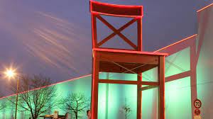 Große auswahl sichere bezahlung 30 tage rückgaberecht Bauausschuss Spricht Sich Fur Ein Mobelhaus Der Firma Lutz Und Gegen Eines Der Firma Krieger Aus Xxxlutz Weg Frei Fur Den Roten Stuhl Bayreuth Nordbayerischer Kurier