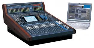 I created a table using the lyx menu: Console Numerique 48 Canaux Yamaha