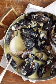 Spicy Coconut Mussels With Lemongrass Recipe Recipe Lemongrass Recipes Savoury Food Recipes