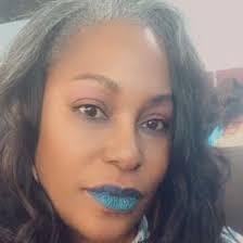 Demetria Hays's Instagram, Twitter & Facebook