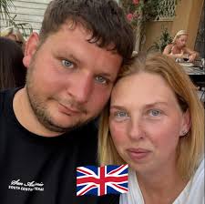 What are some good audiobook recommendations, especially in the thriller  genre?