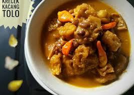 Setelah mendidih, anda bisa masukkan buncis, kacang tolo, tolong sebelum nya rendam dulu biar cepet empuk, ceker dan tahu. Resep Sayur Krecek Kacang Tolo Dari Lizna Ananda Koleksi Resep Terbaik Dari Studylog9229