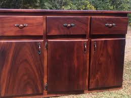 Algunos son utilitarios, como una silla en la mesa del comedor para empezar tenemos una guía general con planos para construir muebles de madera, el cual nos habla sobre las herramientas, materiales y. Muebles Ulate Mueble Cocina Madera Guanacaste En Buen ÙÙŠØ³Ø¨ÙˆÙƒ