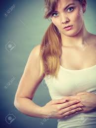 Gesundheit Problem Konzept Junge Kranke Frau Fuhlen Sich Ein Stechender Schmerz Beruhren Brust Auf Grauem Lizenzfreie Fotos Bilder Und Stock Fotografie Image 73063601
