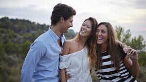 Difference between friendship and relationship. Why It S Important To Keep Your Friendships Going Even When You Re In A Happy Relationship Huffpost Uk Life
