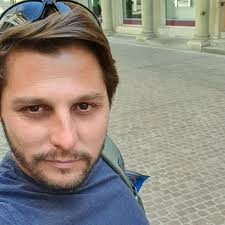 Daniel Gottschalk (@quiniesearcher)