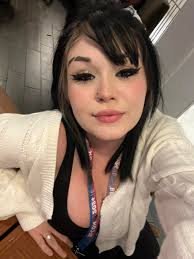 If there's any cozy gamers who are also into some cozy reading, I recommend  this. I've just started it and there are a number of books in the series,  but it's basically