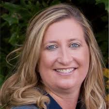 Lori Litke's Instagram, Twitter & Facebook