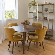 Pin Von Jenny Auf Wohnung In 2020 Gepolsterte Esszimmerstuhle Esszimmerstuhle Wohnzimmerdesign