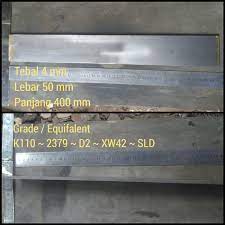 Tidak termasuk dalam jenis pisau dapur tetapi merupakan perangkat pendukung sebuah pisau. Plat Baja Bahan Golok Pisau Dll Skd11 D2 2379 Sld K110 Xw41 Terbaik Shopee Indonesia
