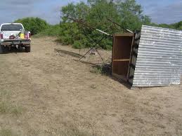 I believe that soft ground still favors the tent stake over a snow/sand anchor as filling a bag with dirt you have to dig up isn't ideal. How To Secure A Box Blind Texasbowhunter Com Community Discussion Forums
