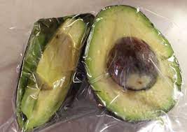 I submerged an avocado in a bowl of cold water and covered it. The Secret To Keeping Cut Avocados Fresher Longer Food Hacks Wonderhowto