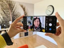 Features 6.5″ display, exynos 990 chipset, 4500 mah battery, 256 gb storage, 8 gb ram. Samsung Galaxy S20 Ultra Exynos Front Camera Review