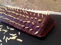 Diese ähnelt einer abgerundeten kastenform. Rehrucken Schokoladenkuchen Schokoladen Kuchen Schokoladenkuchen Mit Schokolade