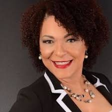 Lissette Guzman's Instagram, Twitter & Facebook