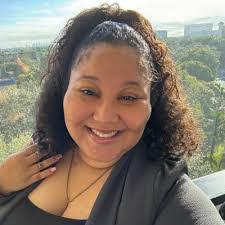 Tracy Spurgeon's Instagram, Twitter & Facebook