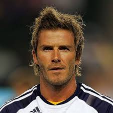 25 David Beckham Frisuren 2019 Style Hub Blog In 2020 Beckham Hair David Beckham Hairstyle David Beckham Long Hair