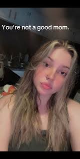 Kailee May 🫶🏼 (@kayybaabyy99)