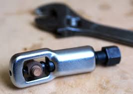 Tighten the nut opposite the last one you tightened in a criss cross pattern, this insures that the stress is distributed evenly across the wheel and the hub that it is secured to. How To Remove A Stubborn Nut Bolt 15 Steps With Pictures Instructables