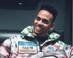 Como en otras ocasiones, ozuna compartió en su cuenta de instagram una foto de su segundo hijo, jacob andré, junto a un mensaje referido a dios y su familia. Musico Ozuna Revela Ter Sido Vitima De Tentativa De Chantagem Por Video Intimo Monet Celebridades