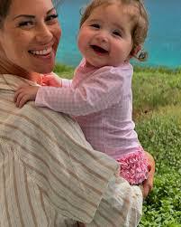 Tammy Parry's Instagram, Twitter & Facebook