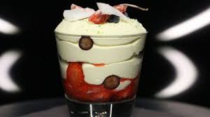 03 04 2014 Le Tiramisu Aux Fruits Rouges De Christophe Michalak Recettes Dans La Peau D Un Chef Tiramisu Fruits Rouges Tiramisu Fruits Michalak Recette