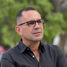 Miguel LARA CAMACHO posted