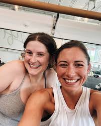 Evie Howard (@eviehoward) • Instagram photos and videos