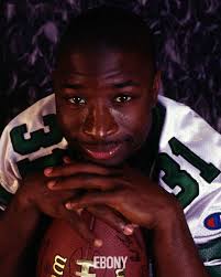 It's official! Aaron Glenn becomes the Head Coach of the New York Jets!  This monumental appointment marks a significant step forward in  representation and diversity within the NFL, as Glenn joins the