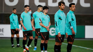 Portugal vs italia sub 21, you could also find another pics such as china, brazil soccer, iran, usa living spaces, mexico soccer, fb ukraine, france line up, hispanic people, spain visit, holland, france euro cup, switzerland, portugal vs spain, portugal vs france, portugal world cup, poland vs portugal, mexico vs portugal, ukraine vs portugal. Sub 21 Os Numeros Das Camisolas De Portugal Para O Europeu Maisfutebol