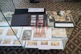 Singura sa fiică măriuca a decedat al numai 4 ani de scarlatină. ExpoziÈia Romania RegalÄ MÄrturiile Unei Dinastii La Ateneul NaÈional