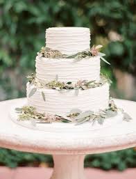 35 Stunning Eucalyptus Wedding Decor Ideas Wedding Cake Eucalyptus Gold Wedding Cake Eucalyptus Wedding Decor