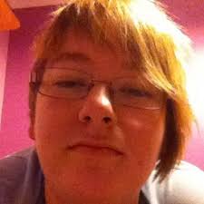 Vicky Louise godley (@Vixlougod)