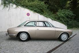 Image result for Grigio Chiaro 1982 Alfa-Romeo