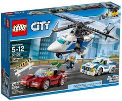 Los Lego City Son Unos De Los Mas Deseados Por Grandes Y Peqenos Sin Duda El Lego 60138 La Carrera De Persecucion En Helicoptero Camion De Bomberos Legos Lego