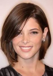 These hairstyle ideas for older women show you how to trim a decade off — with nothing but scissors! Image Result For Mid Length Hair For 40 Year Olds Large Forehead Short Hair Styles For Round Faces Medium Hair Styles Short Hair Styles