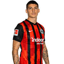 Steven zuber is a swiss professional footballer who plays as a midfielder for greek club aek athens, on loan from eintracht frankfurt, and t. Steven Zuber Eintracht Frankfurt Pros