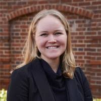 20+ "Anna Hanks" profiles