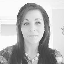 Charlie Maines's Instagram, Twitter & Facebook