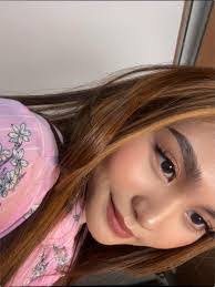 Staci Estes's Instagram, Twitter & Facebook