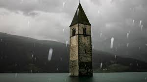 In this case, however, we would like to introduce you to a lake of another kind. Top Kino Kuche Bar Veranstaltung Detail