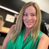 Amanda Sneed's Instagram, Twitter & Facebook